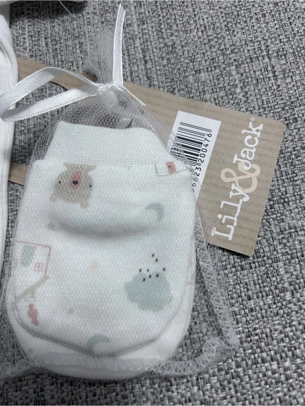 Lilly & Jack Cream 5 Piece Baby Long One Piece, short One Piece,Hat,Mittens 0-3M